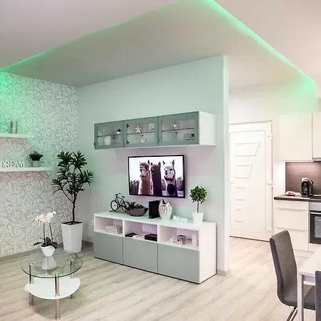 Downtown Dream Apartmans Сегед