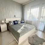 Downtown Dream Apartmans * سيغيد
