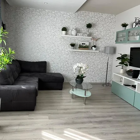 Downtown Dream Apartmans Apartament *