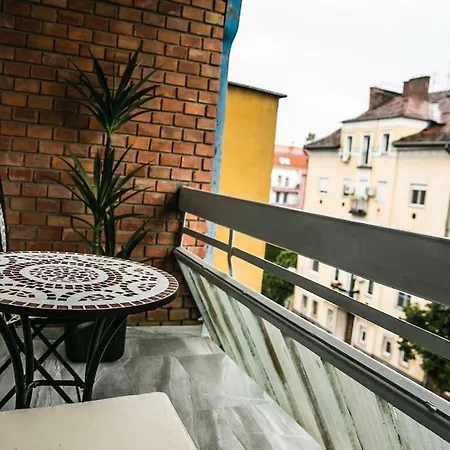Apartment Downtown Dream Apartmans *
